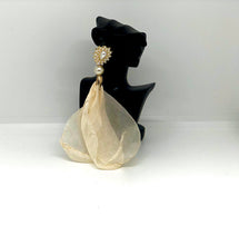 Load image into Gallery viewer, Creamy Chiffon